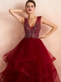 Ball Gown Wedding Dress Princess Floor Length V Neck Sleeveless Sequins Tulle Bridal Dresses