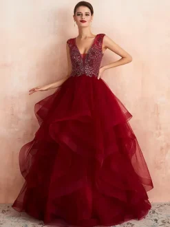 Ball Gown Wedding Dress Princess Floor Length V Neck Sleeveless Sequins Tulle Bridal Dresses