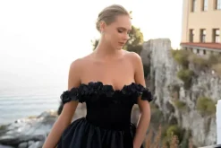 Black Wedding Dresses Satin Fabric A-Line Sleeveless With Train Bridal Dress Free Customization