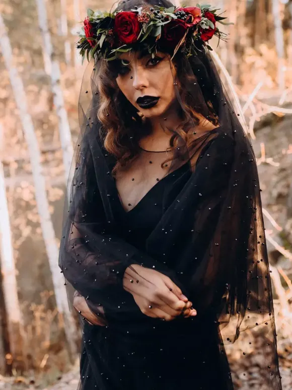 Black Gothic Wedding Dresses 2026 Lace A-Line Long Sleeves With Train Bridal Gown Free Customization