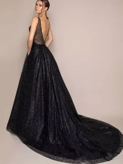 Black Wedding Dresses Lace A-Line Sleeveless Pockets Court Train Bridal Gown Free Customization
