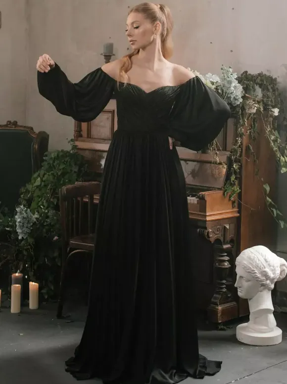Black Wedding Dresses Satin Fabric A-Line Long Sleeves Natural Waist Pleated Court Train Bridal Dress