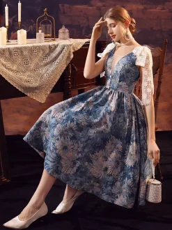 Blue Retro Tudor Dress Costumes Women's Lace Bows Polyester Dress Renaissance Marie Antoinette Costume 18th Century Costume