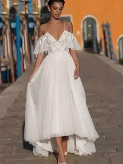 Boho Wedding Dress Tulle Lace A-Line With Train Natural Waist Zipper Short Sleeves V-Neck Ivory