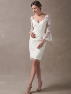 Boho Wedding Dresses Short Sheath Beach Bridal Dress Bell Sleeve Lace Applique V-Neckline Knee Length Summer Wedding Gowns Free Customization