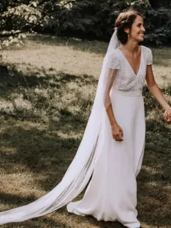 Boho Wedding Dress Lace Lace Ball Gown Sweep Natural Waist Wedding Dress Functional Buttons Short Sleeves V-Neck Ivory