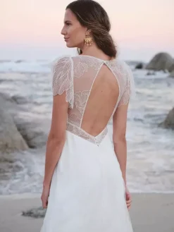 Boho Wedding Dress Sequins Ball Gown Natural Waist Wedding Dress Functional Buttons Short Sleeves V-Neck White