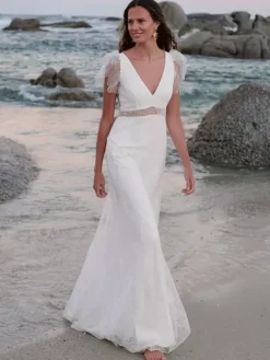 Boho Wedding Dress Sequins Ball Gown Natural Waist Wedding Dress Functional Buttons Short Sleeves V-Neck White