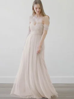 Bridesmaid Dresses A-Line Floor-Length Zipper Tulle Wedding Party Dress