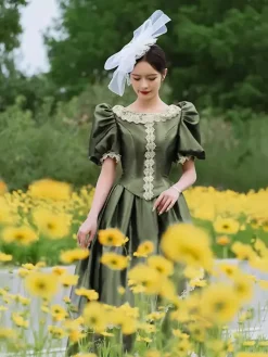 Bustle Victorian Dress Puff Sleeves Lace Ruffles Maxi Retro Dress With Hat