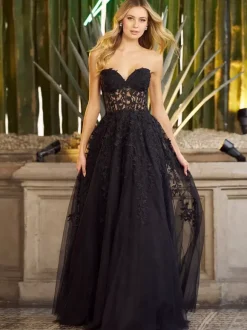 Charming With Homecoming Dress Floor-Length Ball Gown Sweetheart Neck Lace