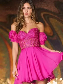Charming With Homecoming Dress Short Short Sweetheart Neck Lace