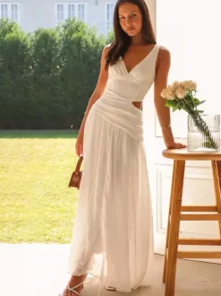 Cut Out Sleeveless Maxi Dress for Women - Boho V Neck Ruched Waist Backless Flowy A Line Sun Dress - Summer Wedding Guest 2026