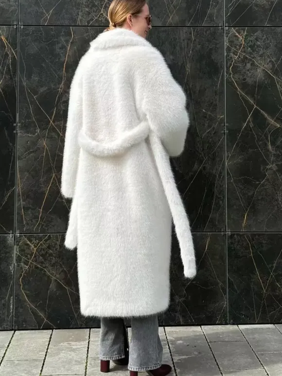 Faux Fur Coat In White Notched Lapel Belted Eco-friendly Winter Long Jacket 2026
