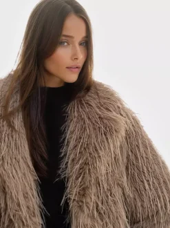 Faux Fur Coats Apricot Long Sleeves Faux Fur Jacket Winter Coat
