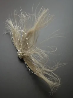 Flapper Dress Accessories 1920s Great Gatsby Accessory White Net Pearls Feather Pearl Flapper Headpieces
