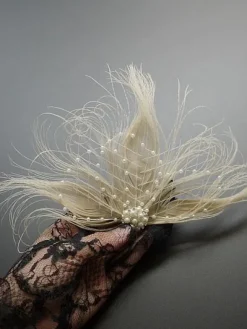 Flapper Dress Accessories 1920s Great Gatsby Accessory White Net Pearls Feather Pearl Flapper Headpieces