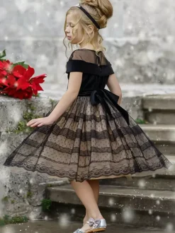 Flower Girl Dresses Black Polyester Short Sleeves Jewel Neck Flower Girl Dresses