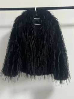 Fringed Faux Fur Coats Notched Lapel Eco-friendly Winter Jacket For Women 2026