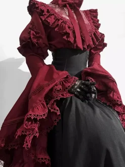 Gothic Lolita Outfits Lace Ruffles Long Sleeves Blouse and Black Skirt tow piece suit
