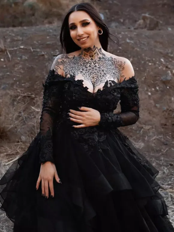 Gothic Wedding Dresses Lace A-Line Long Sleeves Natural Waist Lace With Train Bridal Dress