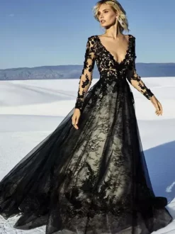 Gothic Black Wedding Dresses Lace Princess Silhouette Long Sleeves Lace Court Train Bridal Gown Free Customization