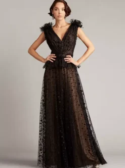 Gothic Wedding Dresses Lace A-Line Sleeveless Floor-Length Bridal Dress Free Customization