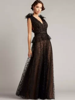 Gothic Wedding Dresses Lace A-Line Sleeveless Floor-Length Bridal Dress Free Customization