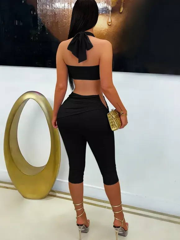Halter Twist Cutout Crop Top Ruched Capri Pants 2 Piece Set