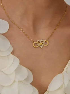 Heart-Shaped Dainty Necklace For Women 2026
