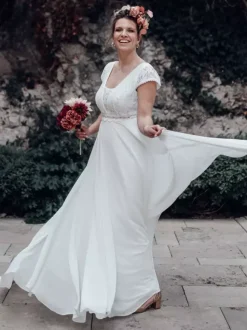 Ivory Boho Wedding Dress Lace A-Line Backless Short Sleeves V-Neck Bridal Dress With Train Free Customization