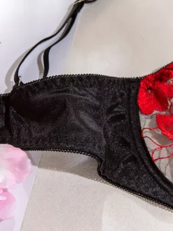 Lace Lingerie Lace Black Ruffled 2-Piece Bra Panty Sets