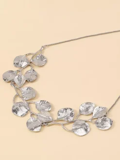 Leaf Shaped Necklace For Women 2026