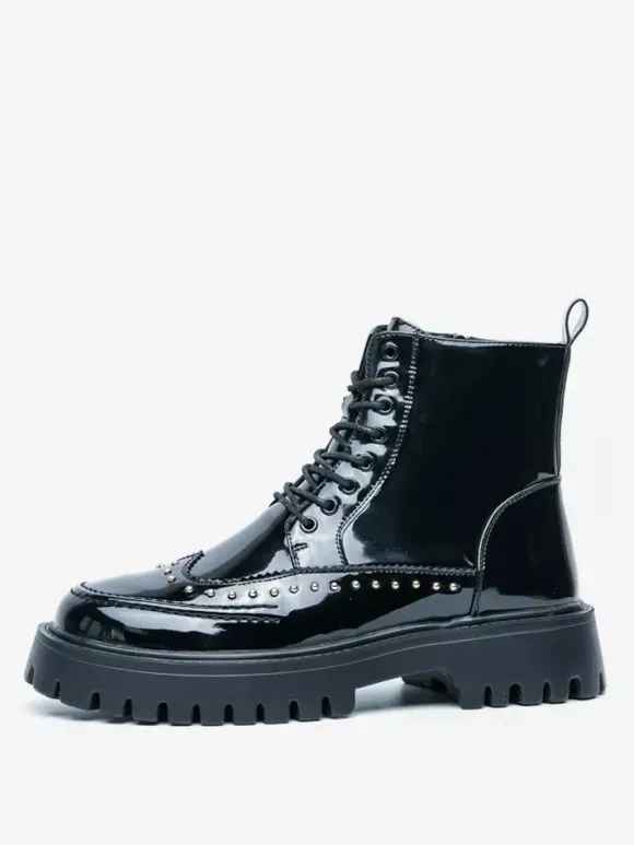 Mens Boots Rivet Wingtip Round Toe Ankle Boots With Anti-Slip Platform Sole