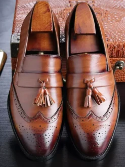Mens Tassel Loafer Slip On Pointed Toe Wingtips Brogue Shoes Low Heels Penny Loafers