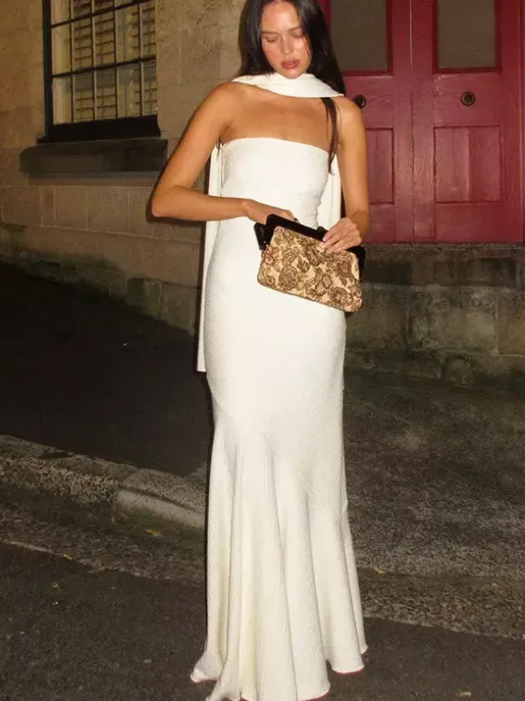 Minimalist Scarf Neck Strapless Dress For Women - Elegant Mermaid Maxi Gown - Spring Formal Evening Gala 2026