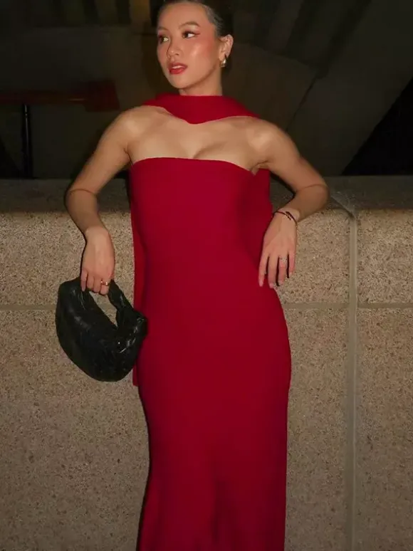 Minimalist Scarf Neck Strapless Dress For Women - Elegant Mermaid Maxi Gown - Spring Formal Evening Gala 2026