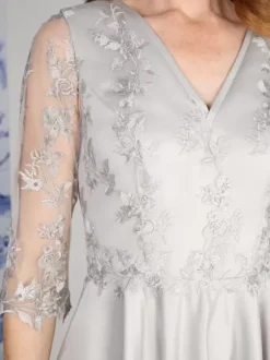 Mother Dress V-Neck 3/4 Length Sleeves A-Line Lace Tea-Length Wedding Guest Dresses