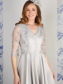 Mother Dress V-Neck 3/4 Length Sleeves A-Line Lace Tea-Length Wedding Guest Dresses