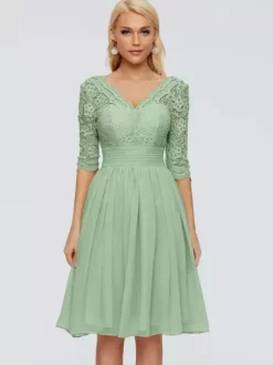 Party Dress For Mother Of The Bride V-Neck Half Sleeves Short Lace Knee-Length Wedding Guest Dresses