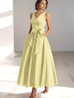 Party Dress For Mother Of The Bride V-Neck Sleeveless A-Line Bows Guest Dresses For Wedding