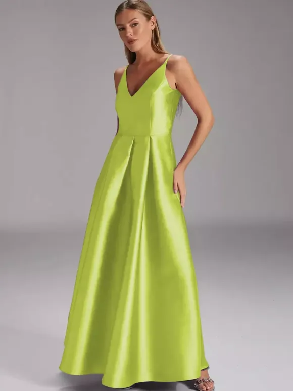 Party Dress For Mother Of The Bride V-Neck Sleeveless Ball Gown Pleated Wedding Guest Dresses