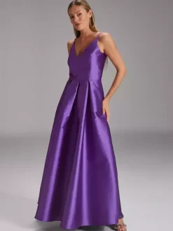 Party Dress For Mother Of The Bride V-Neck Sleeveless Ball Gown Pleated Wedding Guest Dresses