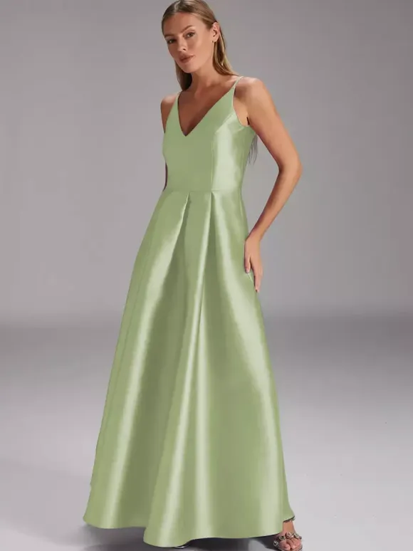 Party Dress For Mother Of The Bride V-Neck Sleeveless Ball Gown Pleated Wedding Guest Dresses