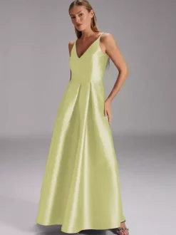 Party Dress For Mother Of The Bride V-Neck Sleeveless Ball Gown Pleated Wedding Guest Dresses