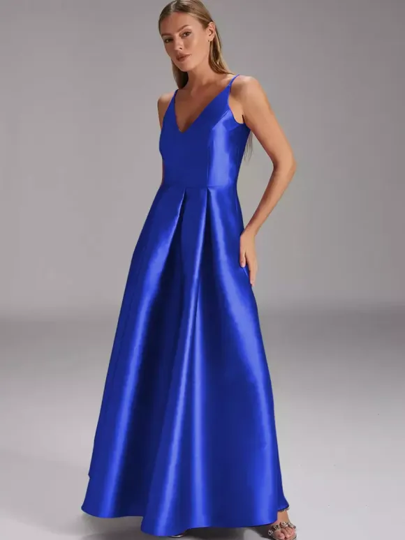 Party Dress For Mother Of The Bride V-Neck Sleeveless Ball Gown Pleated Wedding Guest Dresses