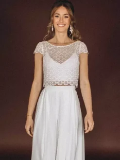 3 Piece Wedding Pant Suits Lace Chiffon Illusion Neckline Floor-Length Zipper Short Sleeves