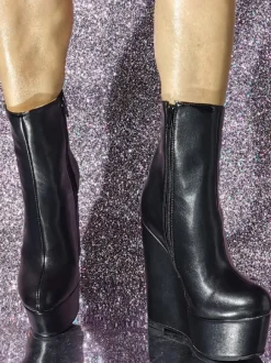 Plus Size PU Leather Round Toe Wedge Heel Ankle Boots