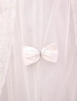 Princess Wedding Dresses Strapless Ball Gown Bridal Dress Lace Applique Sweetheart Neckline Sequins Beading Ivory Long Train Bridal Gown