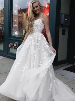 Prom Dress 2026 Lavender A-Line V-Neck Sleeveless Lace-Up Backless Criss-Cross Long Lace Party Dresses Wedding Guest Dresses Free Customization